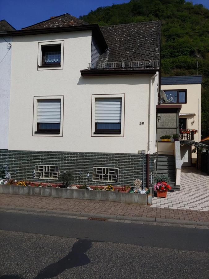 Gästehaus Rheinburgenblick Kestert Exterior foto