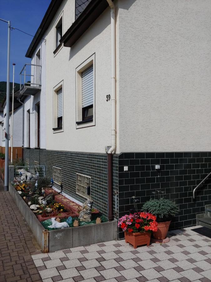 Gästehaus Rheinburgenblick Kestert Exterior foto